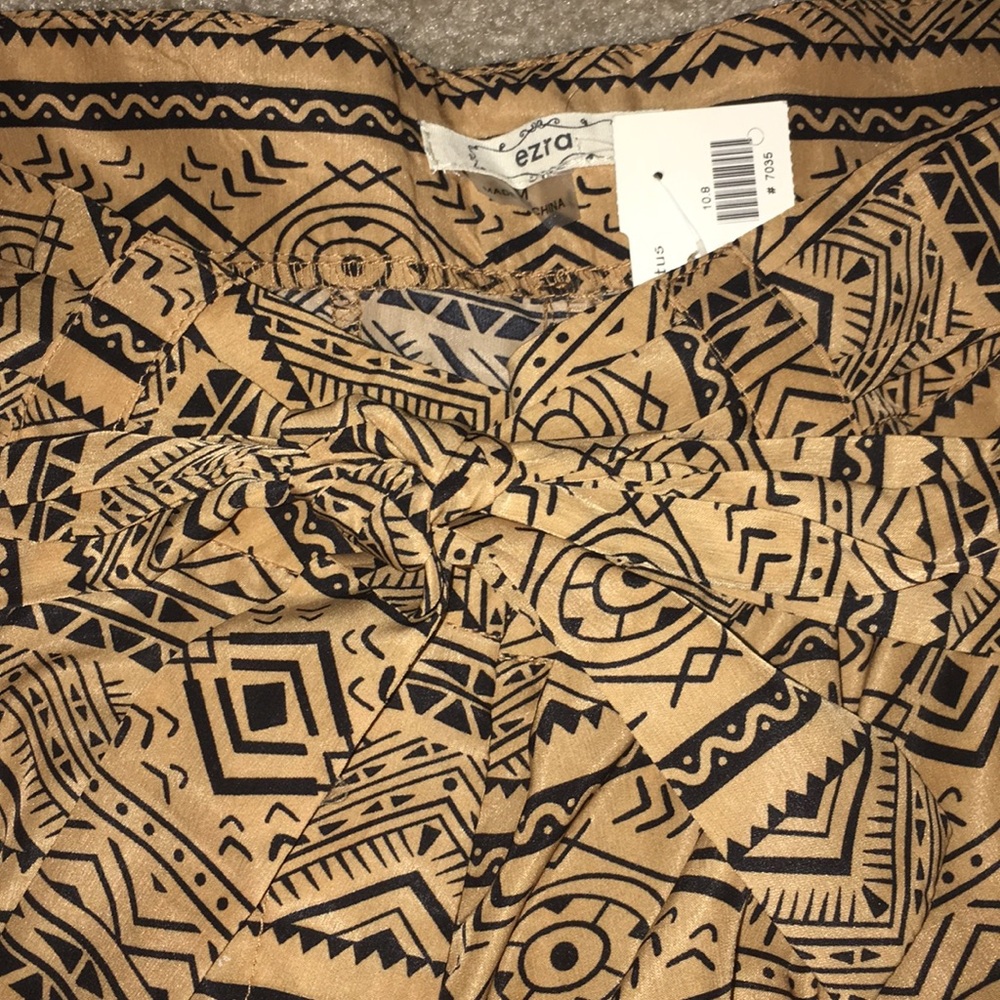 Aztec shorts - Picture 2 of 4